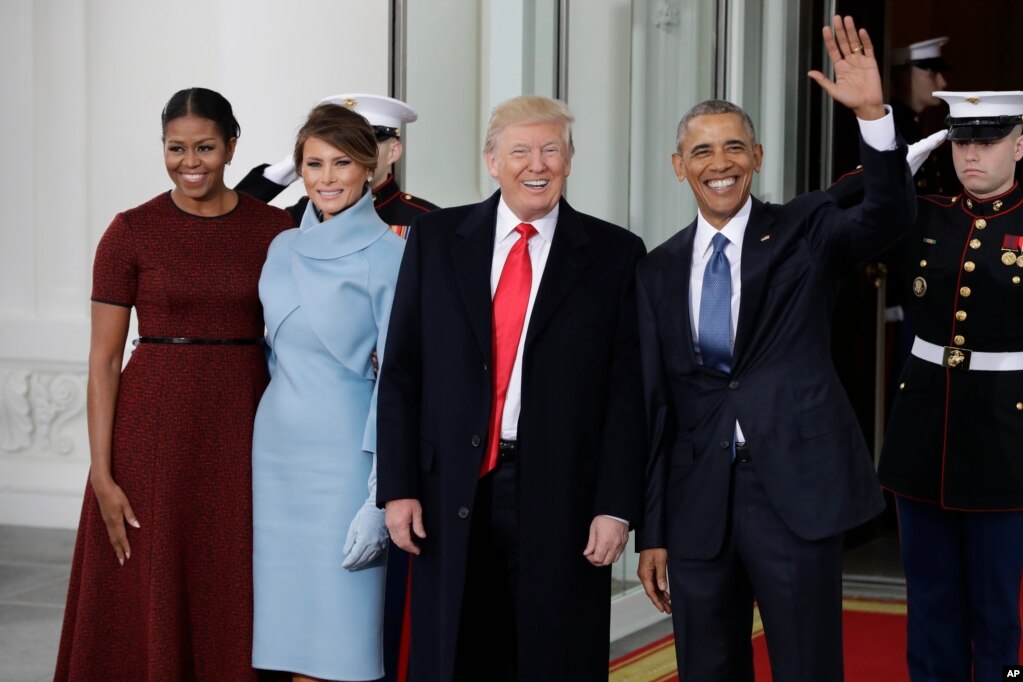 Le couple présidentiel sortant et le couple président entrant posent pour une photo à la Maison Blanche, Washington, 20 janvier 2017.