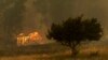 Nghi can phóng hỏa gây cháy rừng ở California bị bắt