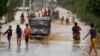 Topan Koppu Disertai Hujan Lebat Melanda Filipina 