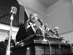 Martin Luther King Jr. berbicara di Atlanta pada tahun 1960.