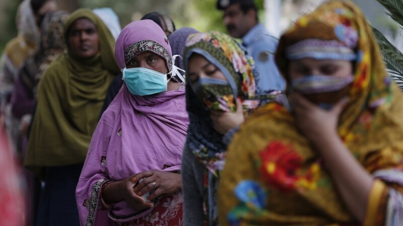 Poorer Nations Face Bigger Risk in Easing Coronavirus Restrictions