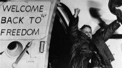 Freed U.S. hostage David Roeder arriving at the Rhein-Main air base in Frankfurt, Germany, on January 21, 1981. He was among 52 Americans held hostage in Iran for 444 days.