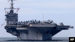 Kapal induk Amerika USS George Washington akan tiba hari ini di Filipina tengah (Foto: dok).