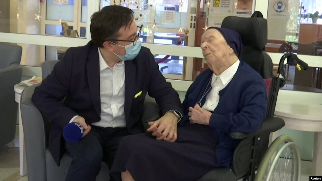 Sestra Andre tokom intervjua za francusku televiziju BFM