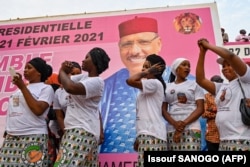 Les supporters de Mohamed Bazoum, le 18 février 2021 à Niamey, avant le second tour de l'élection présidentielle du 21 février.