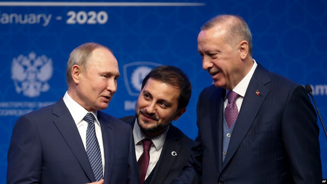 Президент РФ Владимир Путин и президент Реджеп Эрдоган на церемонии открытия газопровода "Турецкий поток". Стамбул, 8 января 2020 г. 