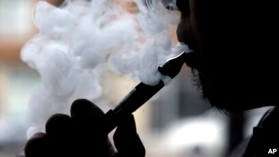elfbar nachfüll pod läuft aus Vaping among teens declines, but health risks and addiction remain a  concern main image 1