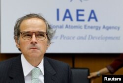 Direktur Jenderal Badan Energi Atom Internasional (IAEA) Rafael Grossi menghadiri rapat dewan gubernur IAEA di Wina, Austria, 6 Juni 2022. (Foto: REUTERS/Leonhard Foeger)