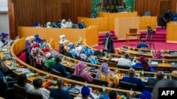 Le nouveau président Bassirou Diomaye Faye est dépourvu de majorité à l'Assemblée nationale où continue à dominer le camp de l'ancien président Macky Sall.