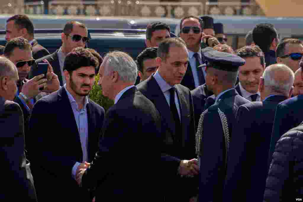 Family members, including the late leader&#39;s sons, Alaa and Gamal Mubarak, a grandson - Omar Alaa Mubarak - received condolences after the procession and funeral. (Hamada Elrasam/VOA)