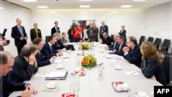 Takimi i NATO-s - diskutohet mbi Libinë, Afganistanin dhe Kosovën