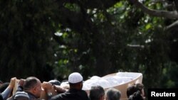 Aaski maanta loo sameeyay wiil iyo aabihiis oo lagu dilay New Zealand