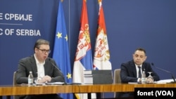 Predsednik Srbije Aleksandar Vučič i Aleksandar Vulin dok je bio ministar policije na konferenciji za novinare posle sednice Saveta za nacionalnu bezbednost