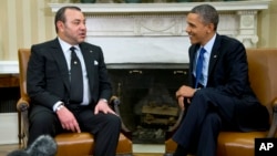 President Barack Obama meets with Morocco's King Mohammed VI, Nov. 22, 2013, in the Oval Office of the White House. 