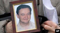 Mendiang pengacara Rusia, Sergei Magnitsky dinyatakan bersalah melakukan penghindaran pajak oleh pengadilan Moskow (foto: dok). 