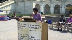 Christians Hold Bible-Reading Marathon on US Capitol Steps