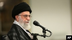 Foto del líder supremo de Irán, ayatolá Ali Khamenei. Septiembre 7 de 2016. El Departamento del Tesoro de EE.UU. impuso el martes 26 de marzo 2019 sanciones a 25 entidades iraníes por evadir sanciones anteriores.