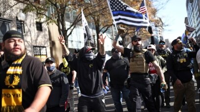  Thành viên của tố chức cực hữu Proud Boys biểu tình ủng hộ Tổng thống Donald Trump tại Washington D,C, ngày 14/11/2020.