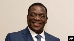 Emmerson Mnangagwa, président du Zimbabwe, lors d'une courte visite à Pretoria, Afrique du Sud, 22 novembre 2017. 