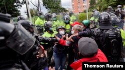 Protesta contra la agresión sexual por parte de la policía y el exceso de fuerza pública, en Bogotá, el sábado 15 de mayo.