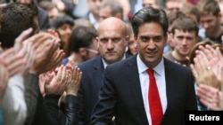 Britain's Labour Party leader Ed Miliband arrives at the party's headquarters in London, Britain, May 8, 2015.