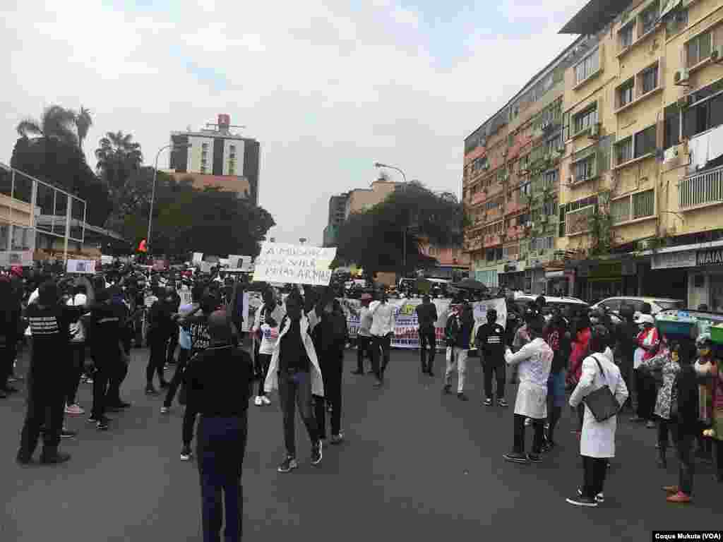 Manifestação em Luanda contra violência policial, Luanda, Angola