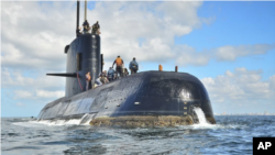 EE.UU. retira equipamiento de búsqueda de submarino argentino