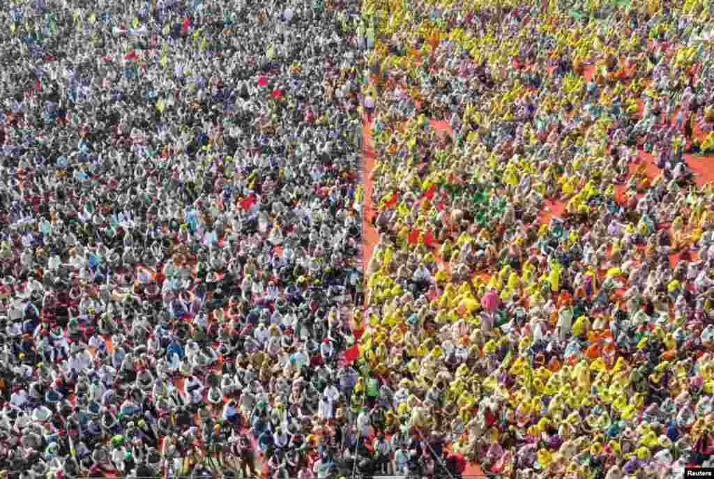 Farmers and agricultural workers attend a rally against farm laws, in Barnala, northern state of Punjab, India.