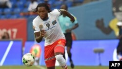 Dieumerci Mbokani, mosani ya ba Léopards na match na Côte d'Ivoire na Oyem, Côte d'Ivoire, 20 janvier 2017.