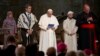 Папа римский помолился у мемориала жертвам теракта 11 сентября в Нью-Йорке