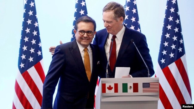 Bộ trưởng Kinh tế Mexico Idelfonso Guajardo và Đại diện Thương mại Mỹ Robert Lighthizer.