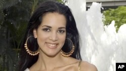 Monica Spear, Miss Venezuela 2004, fue asesinada el 6 de enero de 2014, cuando se encontraba de vacaciones en Venezuela.