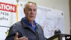 Ryan Zinke, mantan Menteri Dalam Negeri AS.