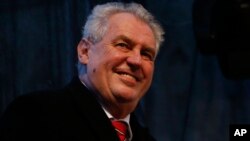 Mantan PM Milos Zeman memenangkan pemilihan presiden langsung pertama di Republik Ceko (Foto: dok).