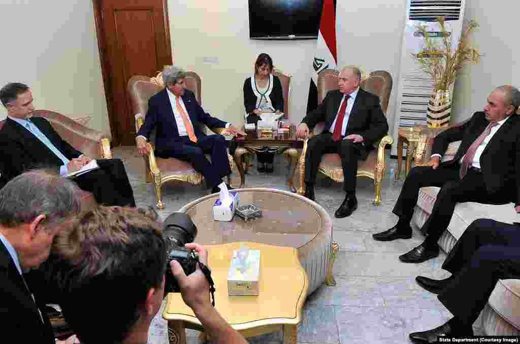 Secretary Kerry, Iraqi Council of Representatives Speaker Nujaifi and Teams Sit For Meeting in Baghdad.