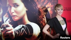 Nữ dễn viên Jennifer Lawrence tham dự buổi ra mắt của bộ phim "The Hunger Games: Catching Fire" ở New York, ngày 20/11/2013.