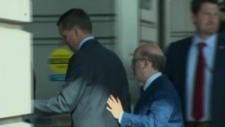Flynn Arrives At District Courthouse