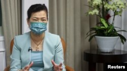 台湾经济部长王美花在台北接受路透社采访。（2021年9月30日）