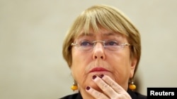 ឧត្តមស្នងការ​សិទ្ធិមនុស្ស​អង្គការ​សហប្រជាជាតិ​លោកស្រី Michelle Bachelet​ ចូលរួម​ក្នុងកិច្ចប្រជុំមួយស្តីពីក្រុមប្រឹក្សា​សិទ្ធិ​មនុស្ស​នៅ​អង្គការសហប្រជាជាតិ នៅ​ក្រុងហ្សឺណែវ ប្រទេស​ស្វីស កាលពីថ្ងៃទី០៩ ខែកញ្ញា ឆ្នាំ២០១៩។ 