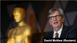 El presidente de la Academia de Artes y Ciencias Cinematográficas, John Bailey, habla en una recepción en Beverly Hills, Estados Unidos. Imagen de archivo. 2 de marzo de 2018. REUTERS/David McNew