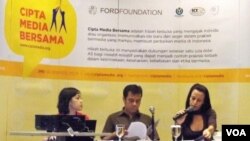 Panitia Cipta Media Bersama saat mengumumkan 35 peserta terpilih yang berhak menerima hibah senilai 1 juta dolar dari Ford Foundation (23/9).