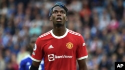 Paul Pogba bayan da aka ba shi jan kati a wasansu da Liverpool.