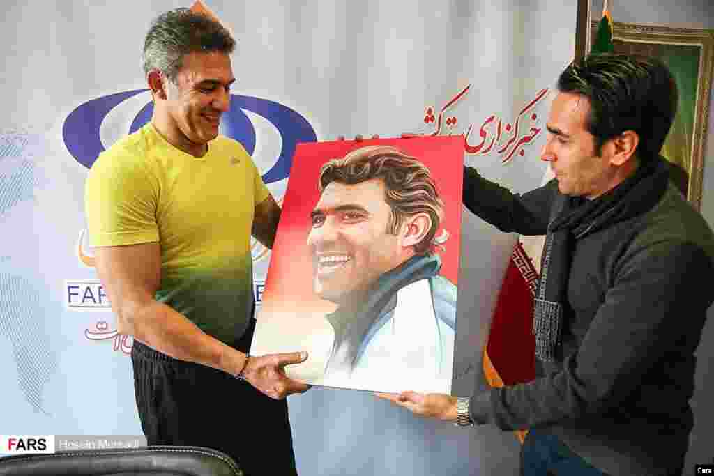احمدرضا عابدزاده دروازه بان سابق تیم پرسپولیس و تیم ملی ایران عکس: حسین مرصادی