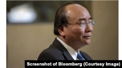 Ông Nguyễn Xuân Phúc (Screenshot of Bloomberg)