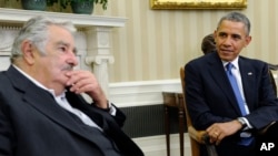 El presidente uruguayo, quien ayer visitó a Obama, estará este martes en el Departamento de Estado y en American University.