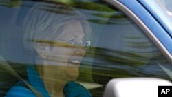 Sen. Elizabeth Warren, D-Mass. departs the Washington home of Democratic presidential candidate Hillary Clinton, June 10, 2016, in Washington. 