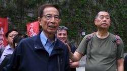 香港著名民主活動人士李柱銘和黎智英（右）2019年參與一場反送中示威（路透社）