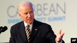 Vicepresidente Joe Biden estaría considerando candidatura presidencial para 2016 