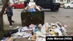 Lixo em Benguela