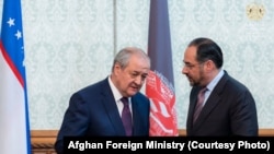 O'zbekiston Tashqi ishlar vaziri Abdulaziz Komilov afg'on rasmiylari bilan